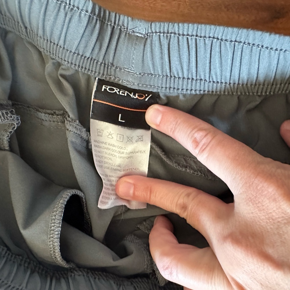 Forenjoy Grey Windbreaker Sport Capri Pants size Large - Picture 3 of 4
